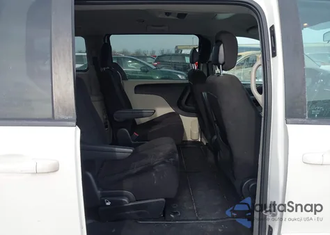 2013 Dodge Grand Caravan Sxt z USA, uszkodzony, nr VIN 2C4RDGCGXDR718082